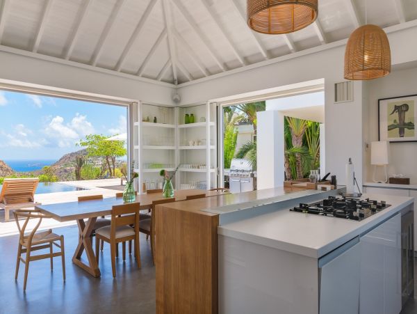 St. Barts Home 985779