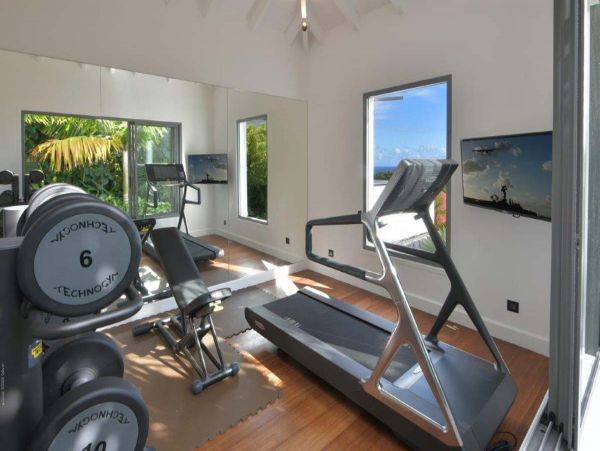 St. Barts Home 985780