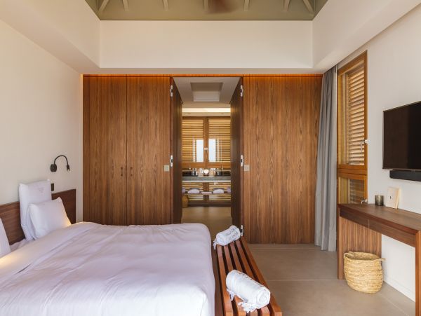 St. Barts Home 985781