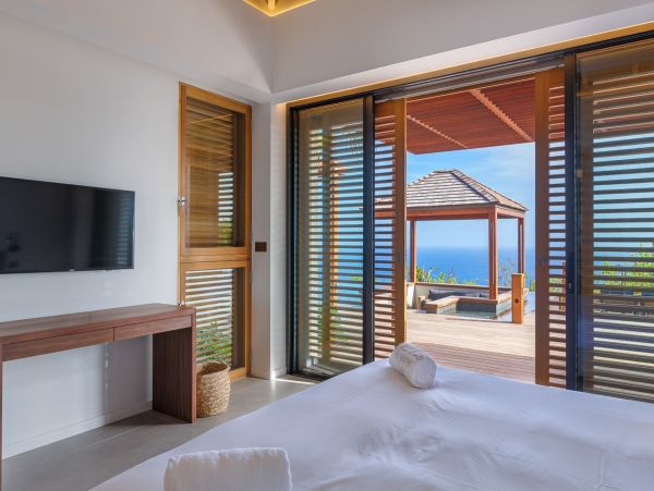 St. Barts Home 985781