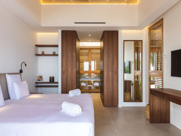 St. Barts Home 985781