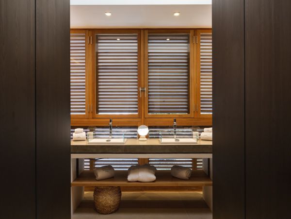 St. Barts Home 985781