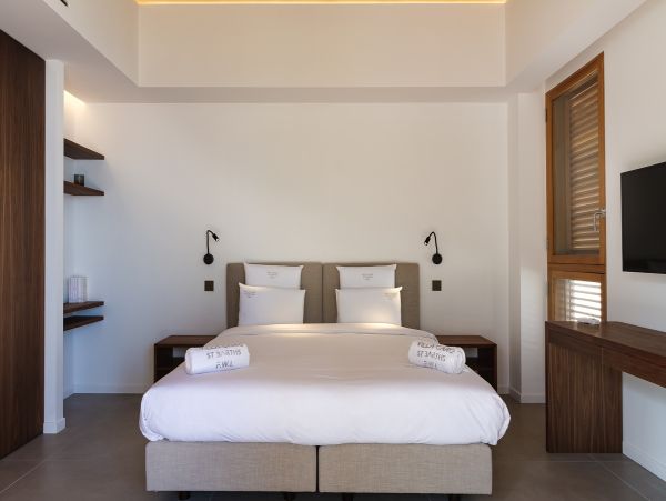 St. Barts Home 985781