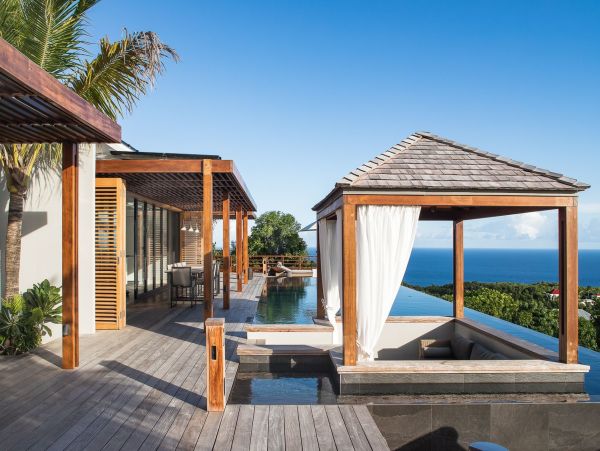 St. Barts Home 985781