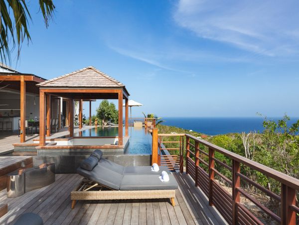 St. Barts Home 985781