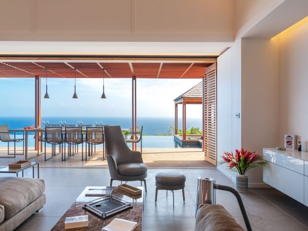 St. Barts Home 985781