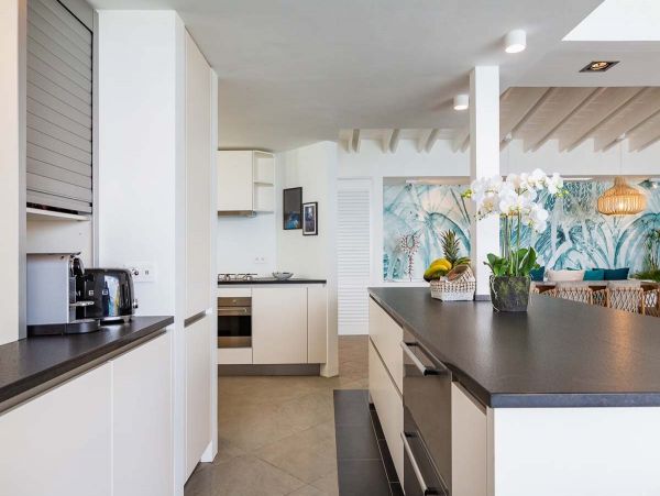 St. Barts Home 985782