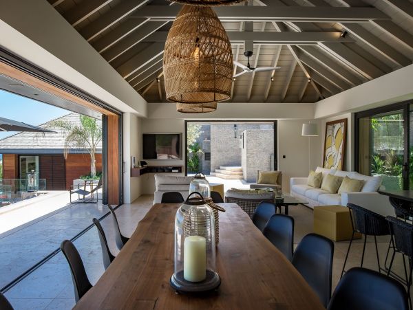 St. Barts Home 985784