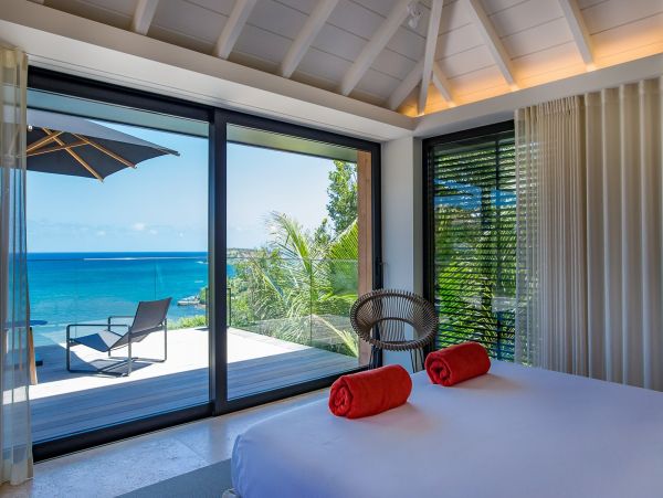 St. Barts Home 985784