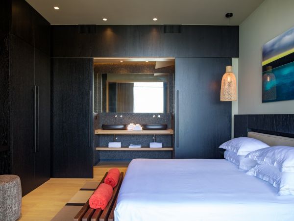 St. Barts Home 985784