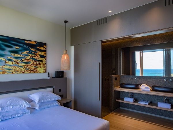 St. Barts Home 985784