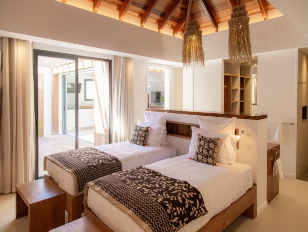 St. Barts Home 985785