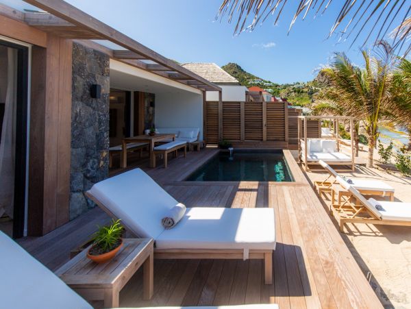 St. Barts Home 985785