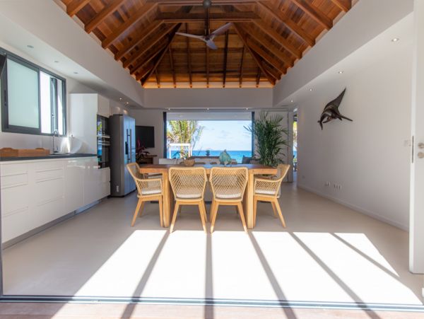 St. Barts Home 985785