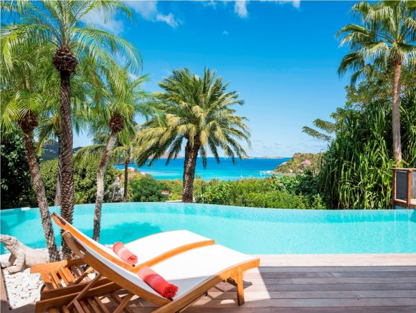 St. Barts Home 985786