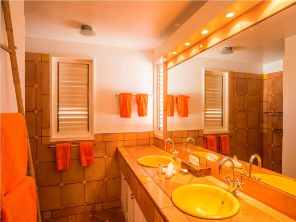 St. Barts Home 985786
