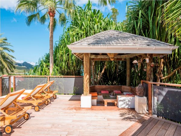 St. Barts Home 985786
