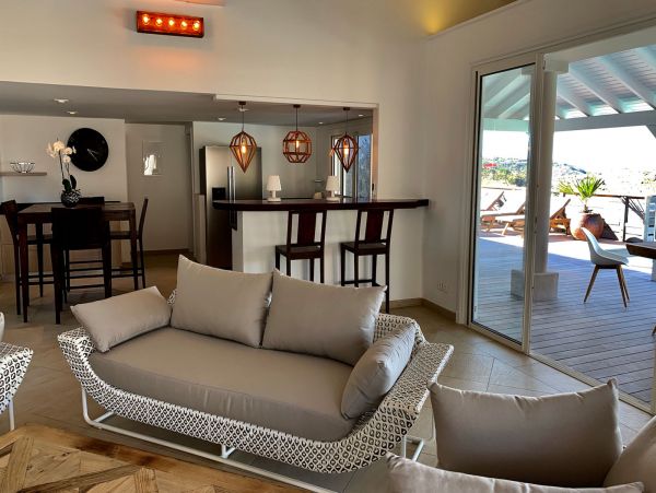 St. Barts Home 985787