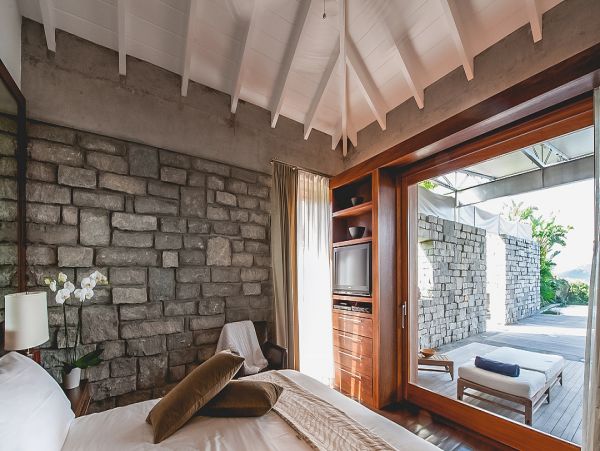 St. Barts Home 985789