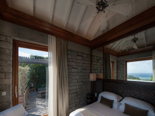 St. Barts Home 985789