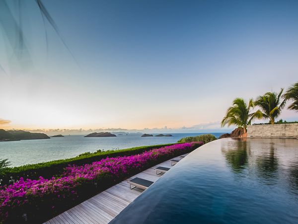 St. Barts Home 985789