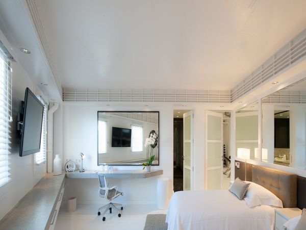 St. Barts Home 985789