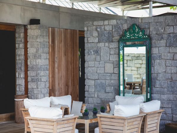 St. Barts Home 985789
