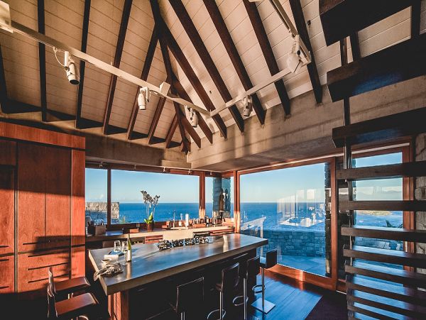 St. Barts Home 985789