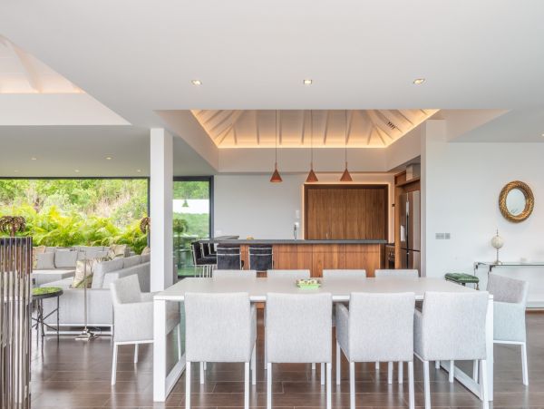 St. Barts Home 985790