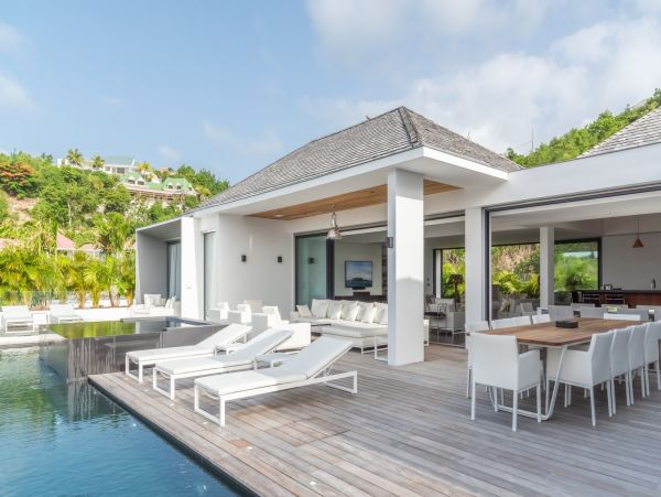 St. Barts Home 985790