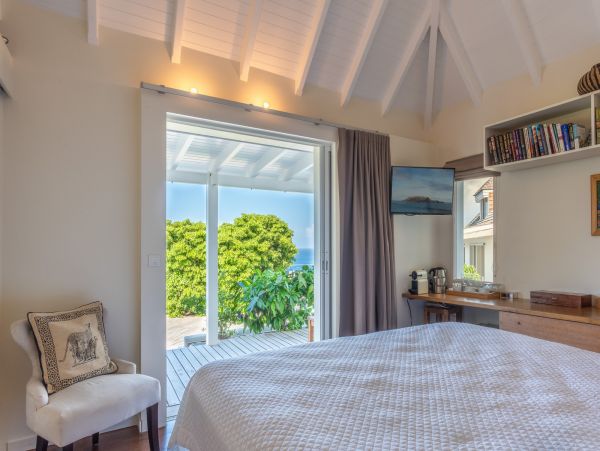 St. Barts Home 985791