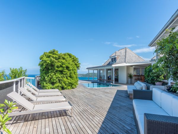 St. Barts Home 985791