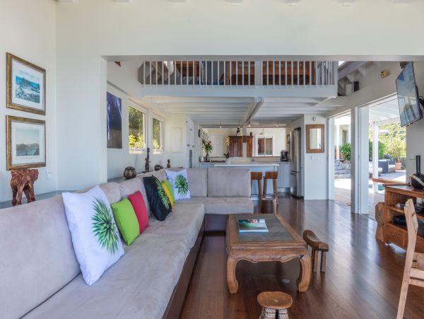 St. Barts Home 985791