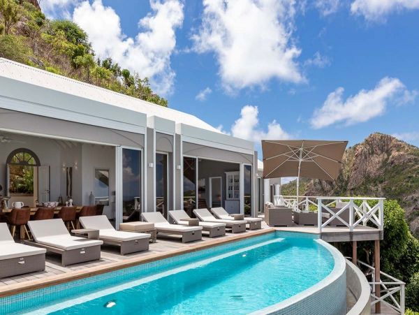 St. Barts Home 985792