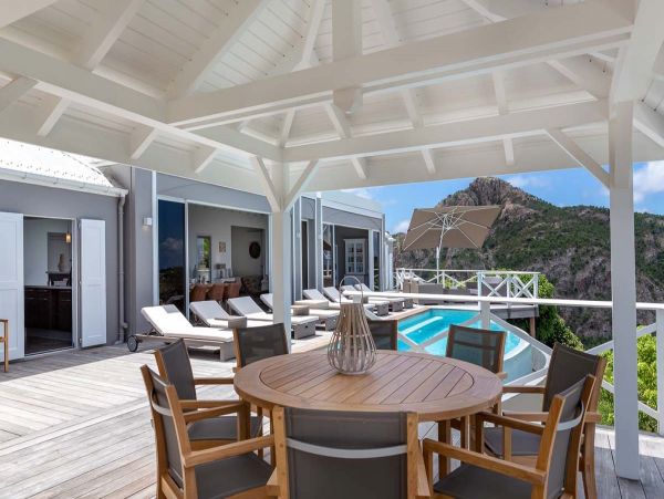 St. Barts Home 985792