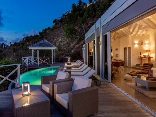 St. Barts Home 985792