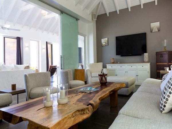 St. Barts Home 985792