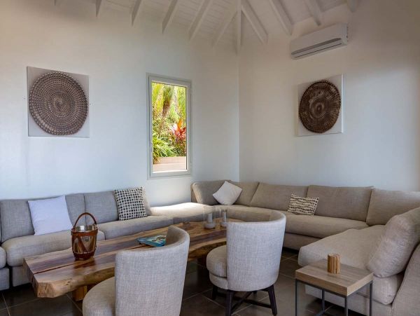 St. Barts Home 985792