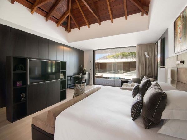 St. Barts Home 985793