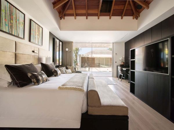St. Barts Home 985793
