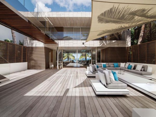 St. Barts Home 985793