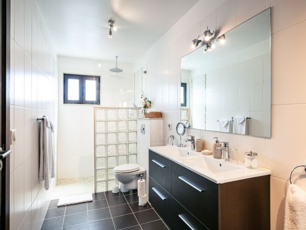St. Barts Home 985795