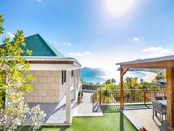 St. Barts Home 985795