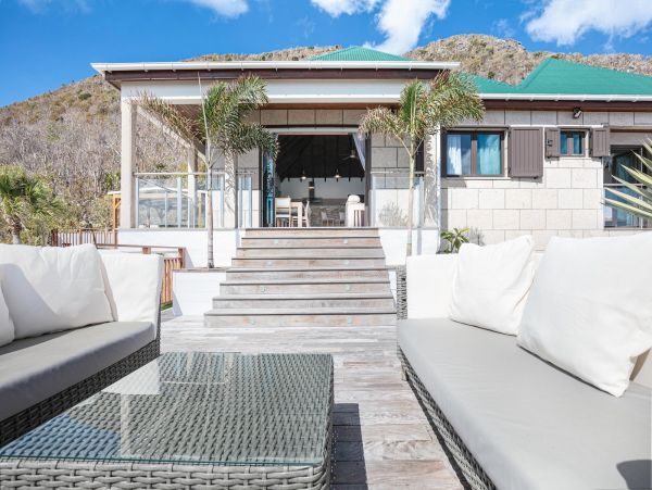 St. Barts Home 985795