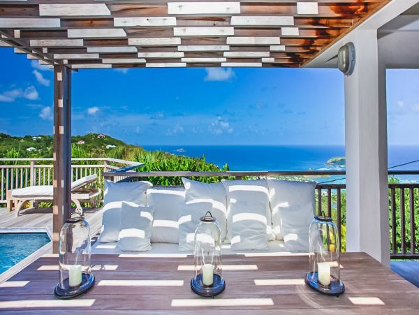 St. Barts Home 985797