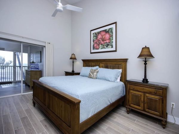 Direct Gulf Front Condo With 3 Bedrooms Sleeps 8 Guests