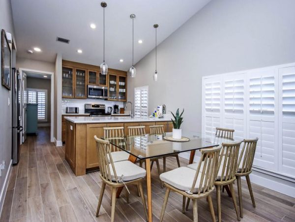 Direct Gulf Front Condo With 3 Bedrooms Sleeps 8 Guests