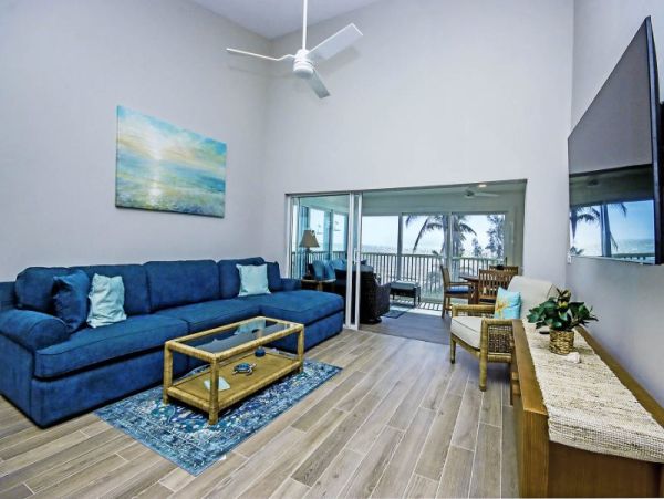 Direct Gulf Front Condo With 3 Bedrooms Sleeps 8 Guests