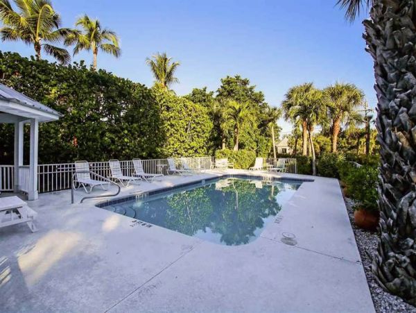 Direct Gulf Front Condo With 3 Bedrooms Sleeps 8 Guests