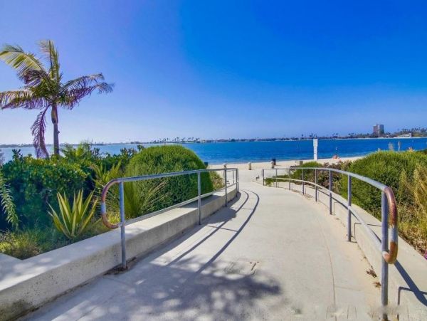 Bay Views Mission Beach Vacation Home Two Bedrooms